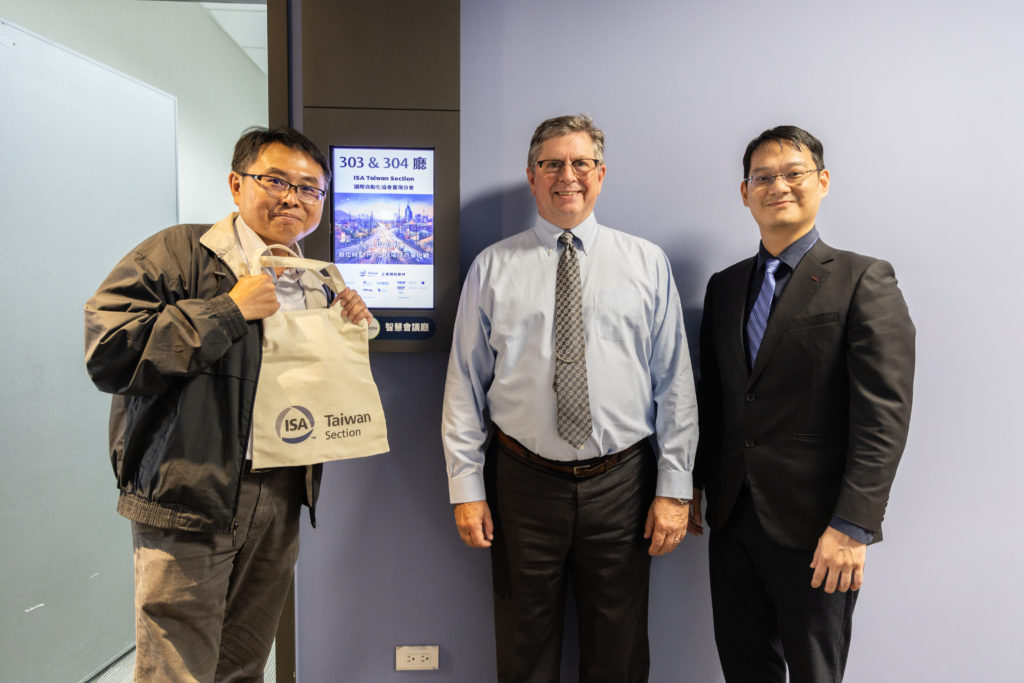 ISA Security Compliance Institute Managing Director Andre Ristaino and ISA Taiwan Section President SZ Lin